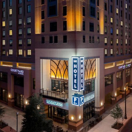 Готель Courtyard By Marriott Atlanta Midtown Екстер'єр фото