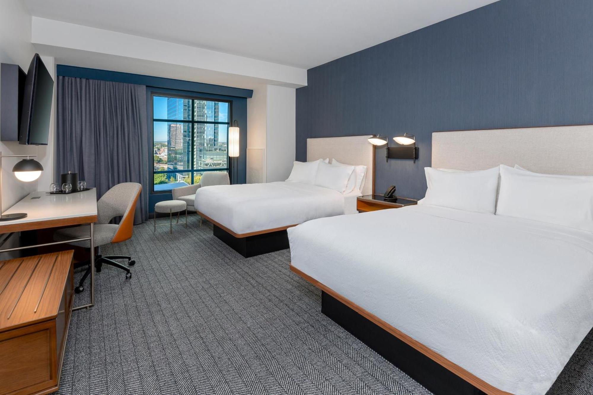 Готель Courtyard By Marriott Atlanta Midtown Екстер'єр фото